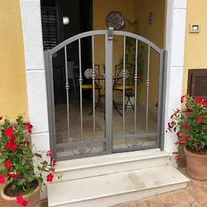  Appartamento Màkari